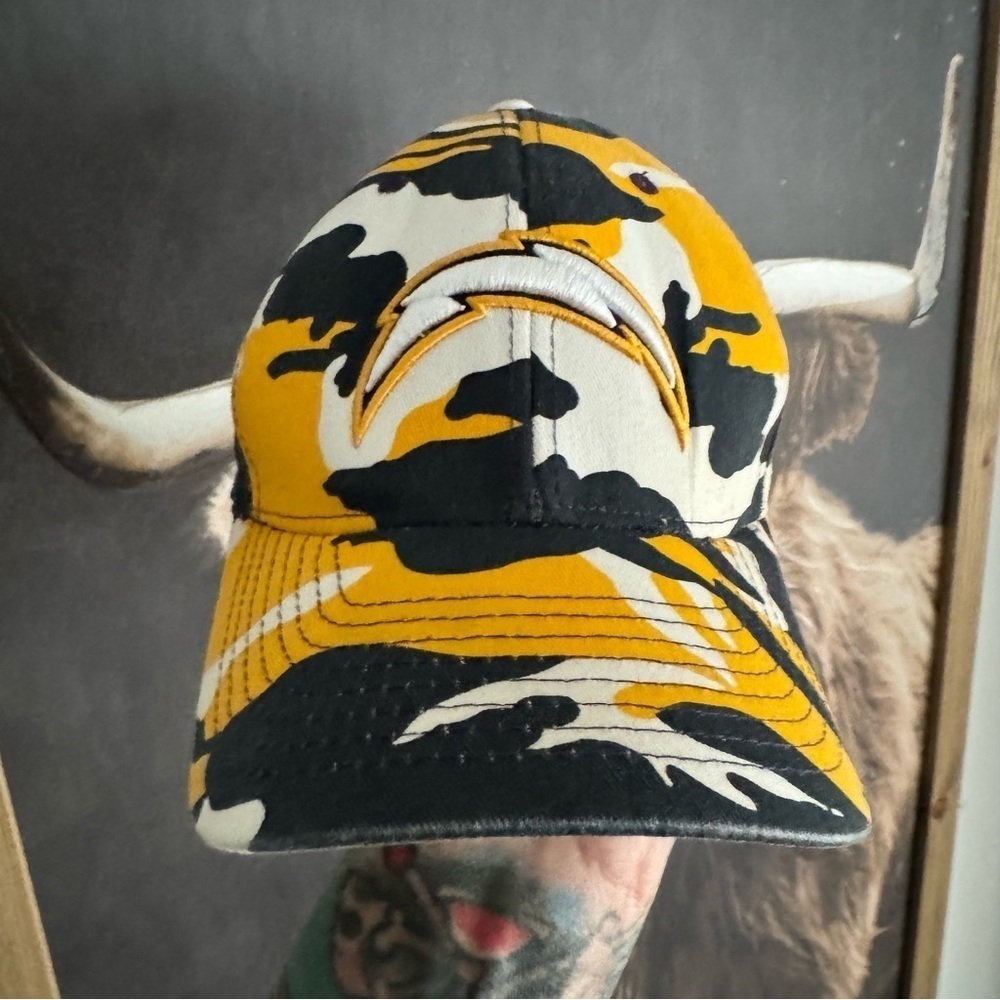 San Diego Chargers y2k NFL flexfit hat cap camo yellow white - Picture 3 of 7